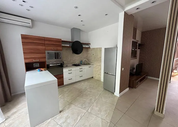 乔治格拉德公寓 *